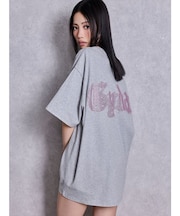 GD BACK GYDA BIG Tシャツ