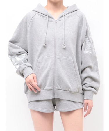 GYDA［MLB］bijou logo BIGパーカー