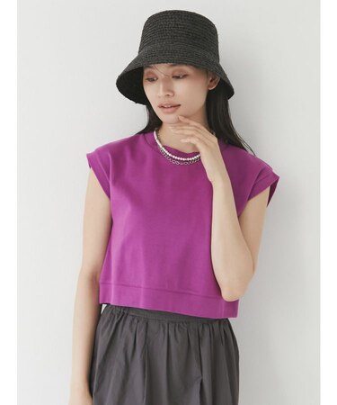 クロップドボックスタンク