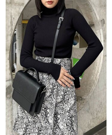 ルーズネックミニマルタートル