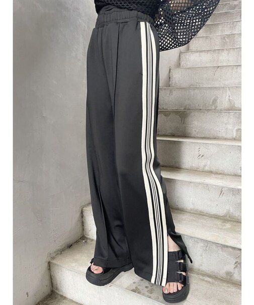 サイドスリットトラックパンツ【ジャージ】