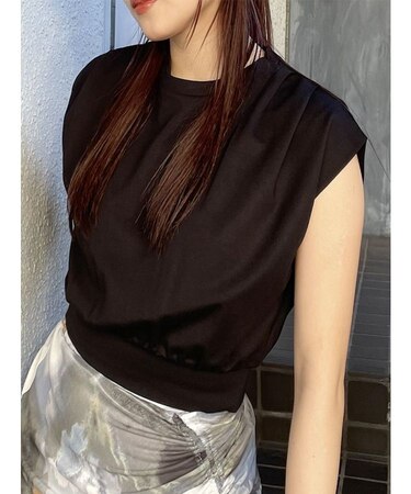 タックワイドショルダートップス