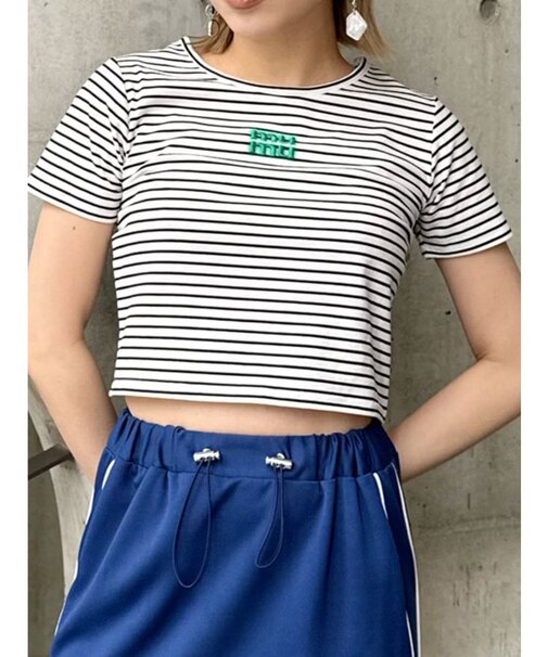 ロゴクロップトTシャツ