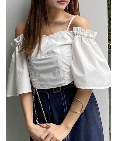 オフショルクロップドブラウス