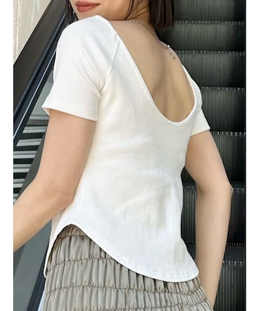 バックシャンリブカットソー