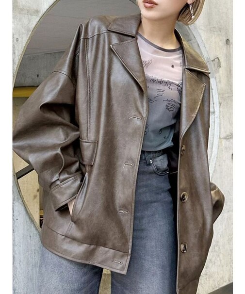 フェイクレザーミドルジャケット