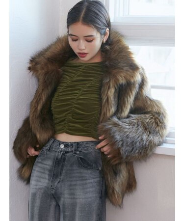 フェイクファーラインジャガードコート｜ムルーアの通販｜&mall  