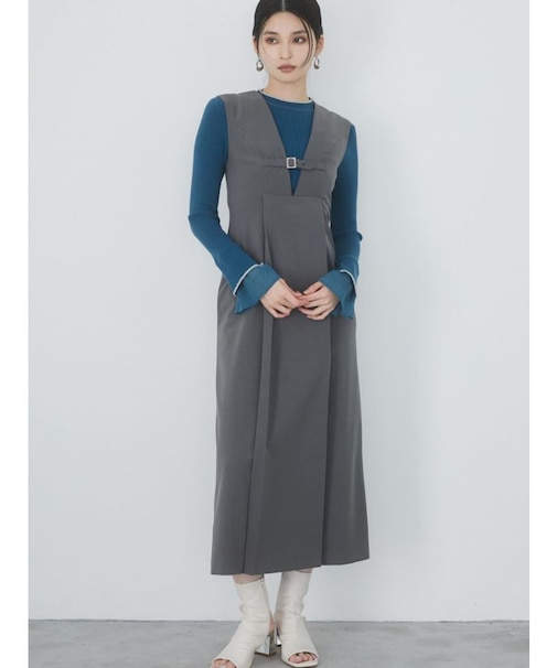 フロントベルトジャンパースカート