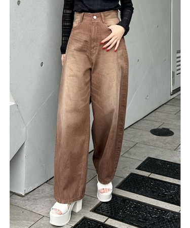 バレルレッグコクーンシルエットデニム