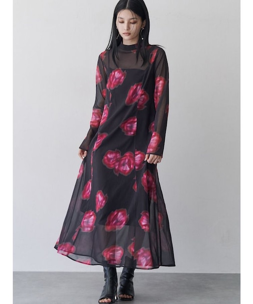 ニュアンスフラワープリントワンピース