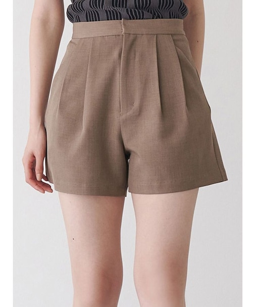 ダブルタックショートパンツ