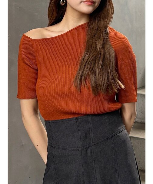 ワンショルハーフニット