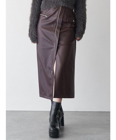 ZIPスリットフェイクレザースカート