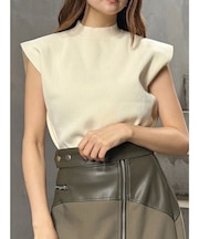 フレンチスリーブニット