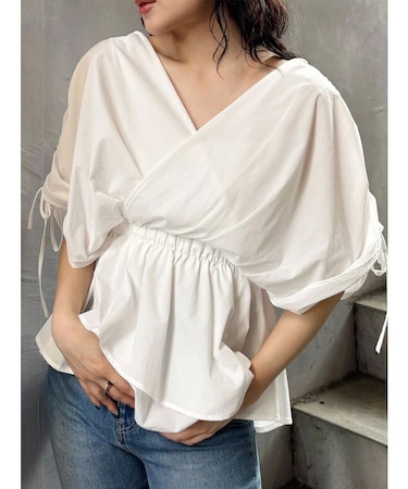 ギャザースリーブブラウス