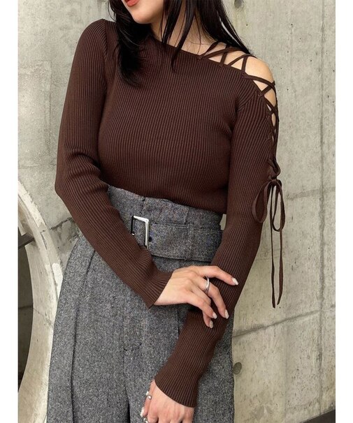 デコルテレースアップリブニット