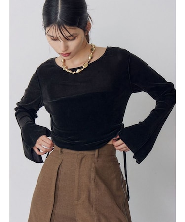フレアスリーブベロアトップス