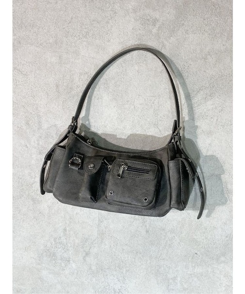 マルチポケットショルダーバッグ