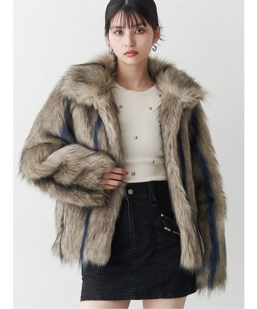 フェイクファーラインジャガードコート