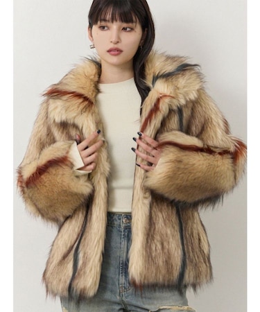 【選べるセット対象】フェイクファーラインジャガードコート