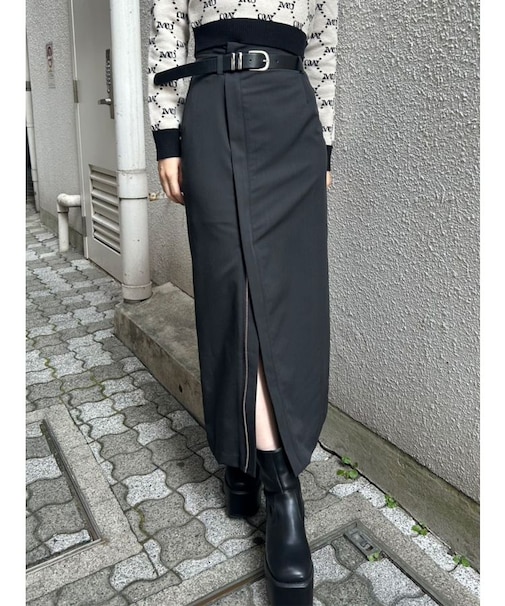 ZIPスリットナロースカート