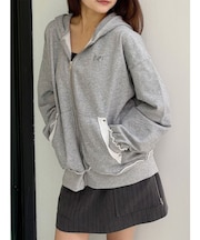 ジップルーズフーディ