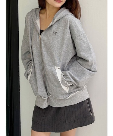 ジップルーズフーディ