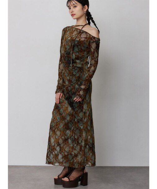 フロッキーフラワーシアーワンピース