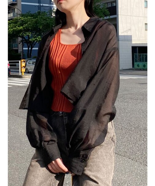 マットシアーシャツ