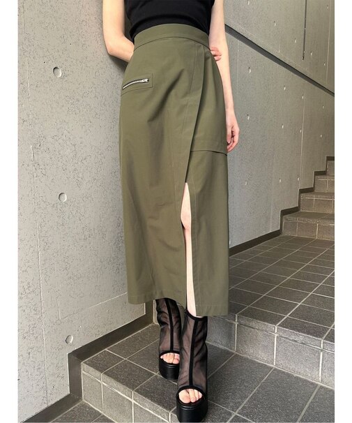 スリットデザインスカート