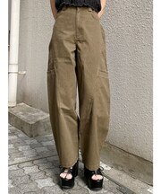 パッチポケットバレルレッグパンツ