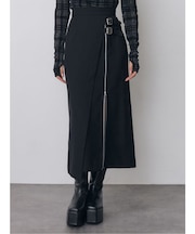 フェイクレザーベルトZIPスカート