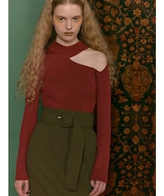 【20th Anniversary Iconic Items】ショルダーカットタートルニット