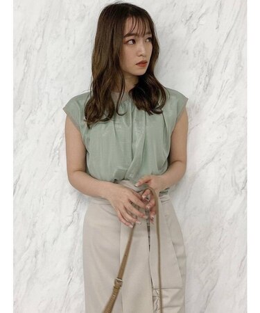 ウエストリブニットトップス