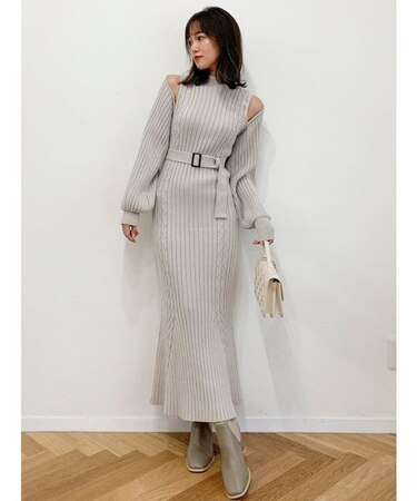 ショルダーチラリブニットワンピース