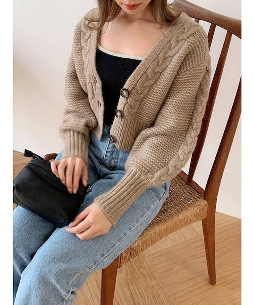 ケーブルラインショートカーディガン