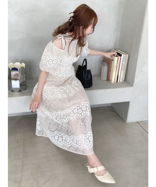 オープンショルダーレースワンピース