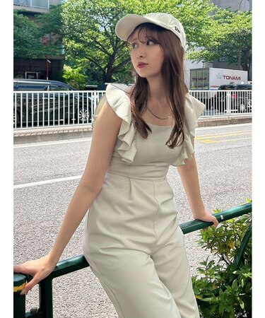 フリルオールインワン