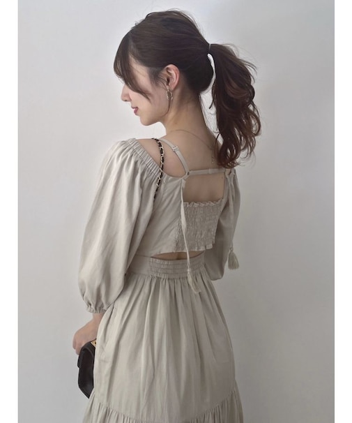 バックオープンボリュームコットンワンピース