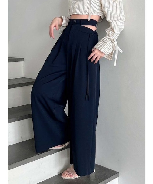 サイドオープンパンツ