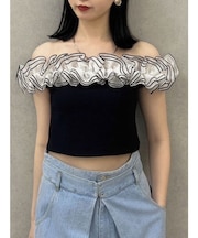 オーバーフリルフショルカットソー