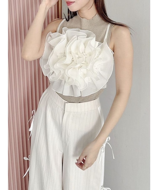 モチーフフラワービスチェ