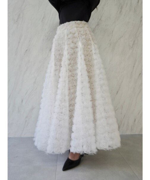 モチーフボリュームフレアスカート