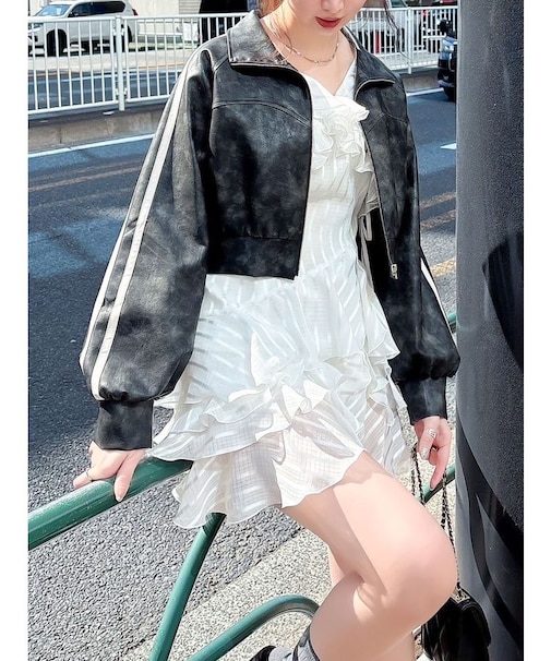 フェイクレザートラックブルゾン