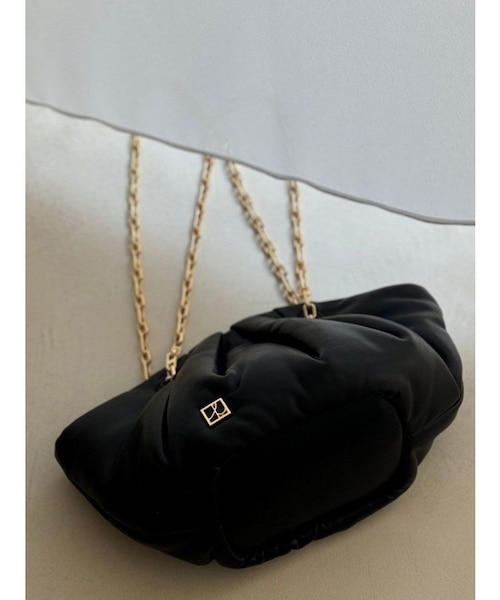 吉田朱里】マシュマロトートバッグ｜ダズリンの通販｜&mall（アンド