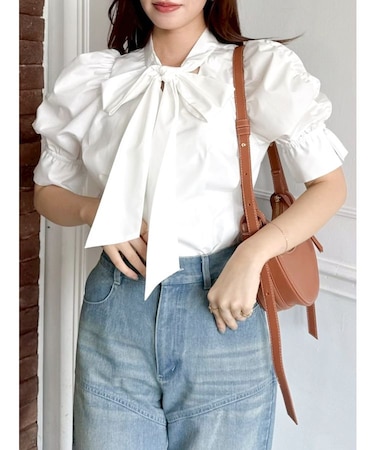 ペプラムタックボウタイブラウス