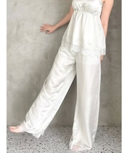 【吉田朱里】シルクランジェリーライクロングパンツ