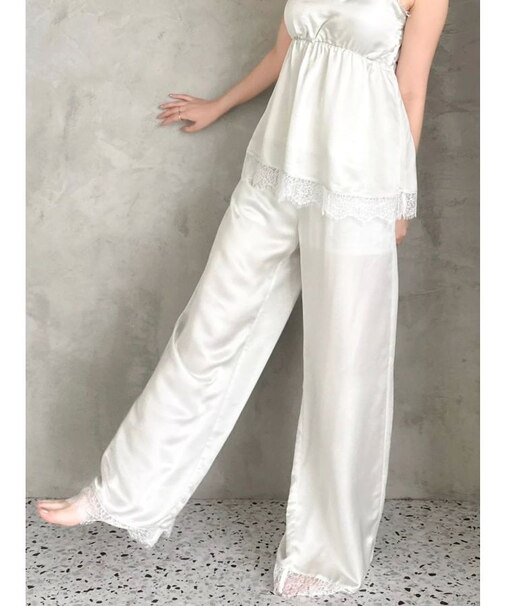 【吉田朱里】シルクランジェリーライクロングパンツ