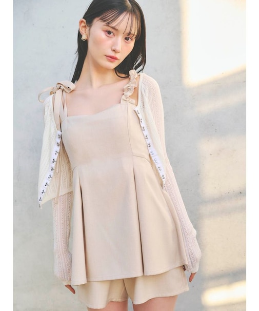 ペプラムロンパース