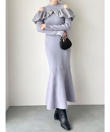 ドッキングバルーンネックニットワンピース